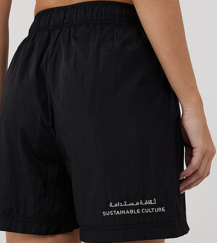 MID-RISE NYLON SHORTS_BLACK