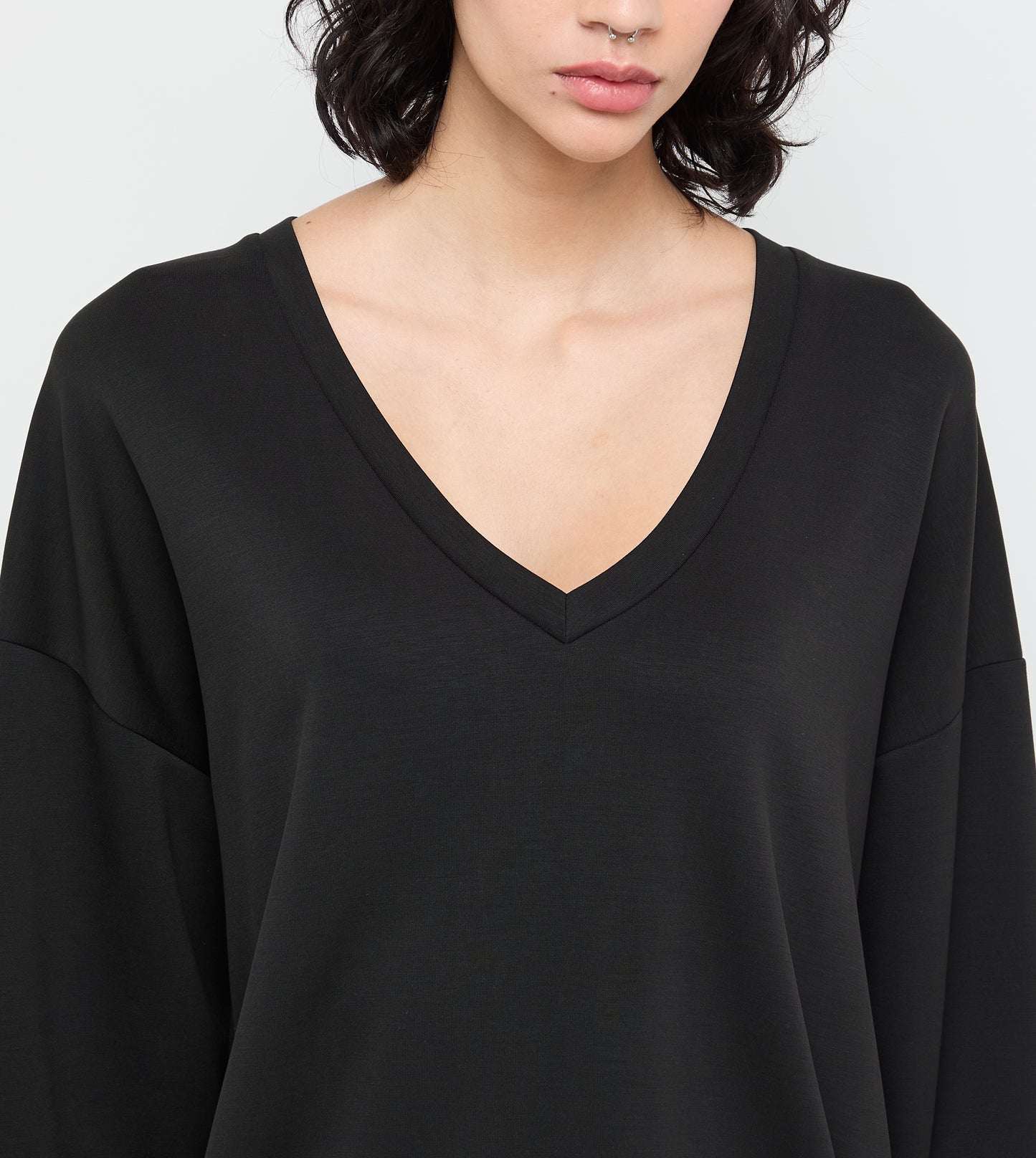 Women's F5 Comfy V-Neck Active Top