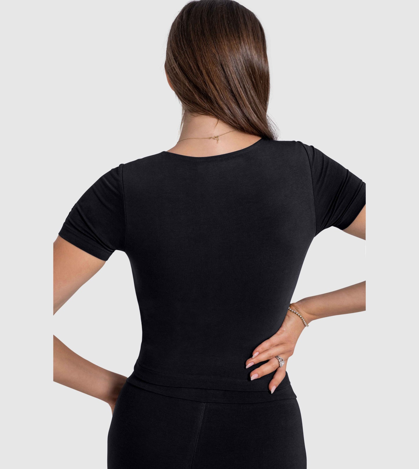 Women's Essential scoop Neck Top