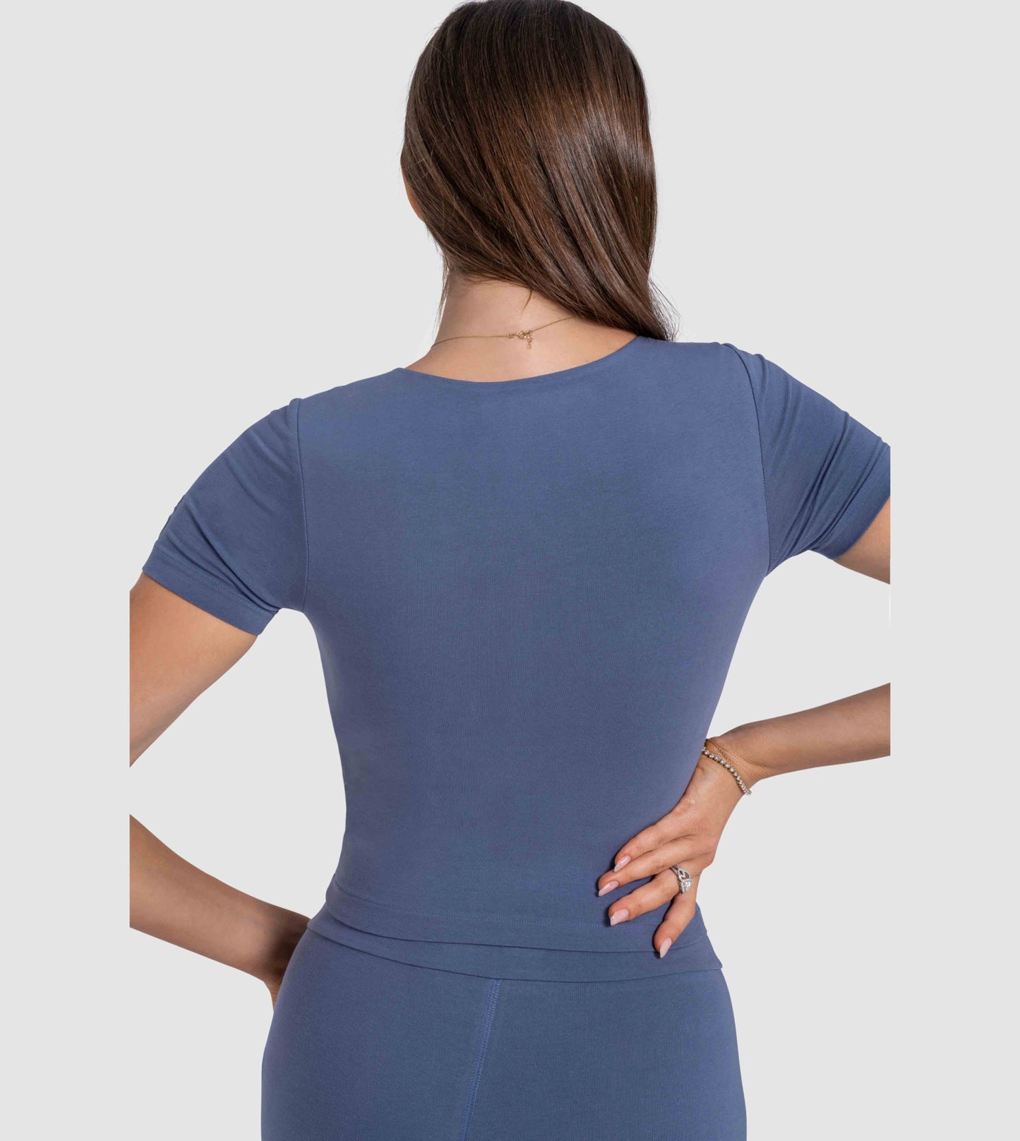 Women's Essential scoop Neck Top