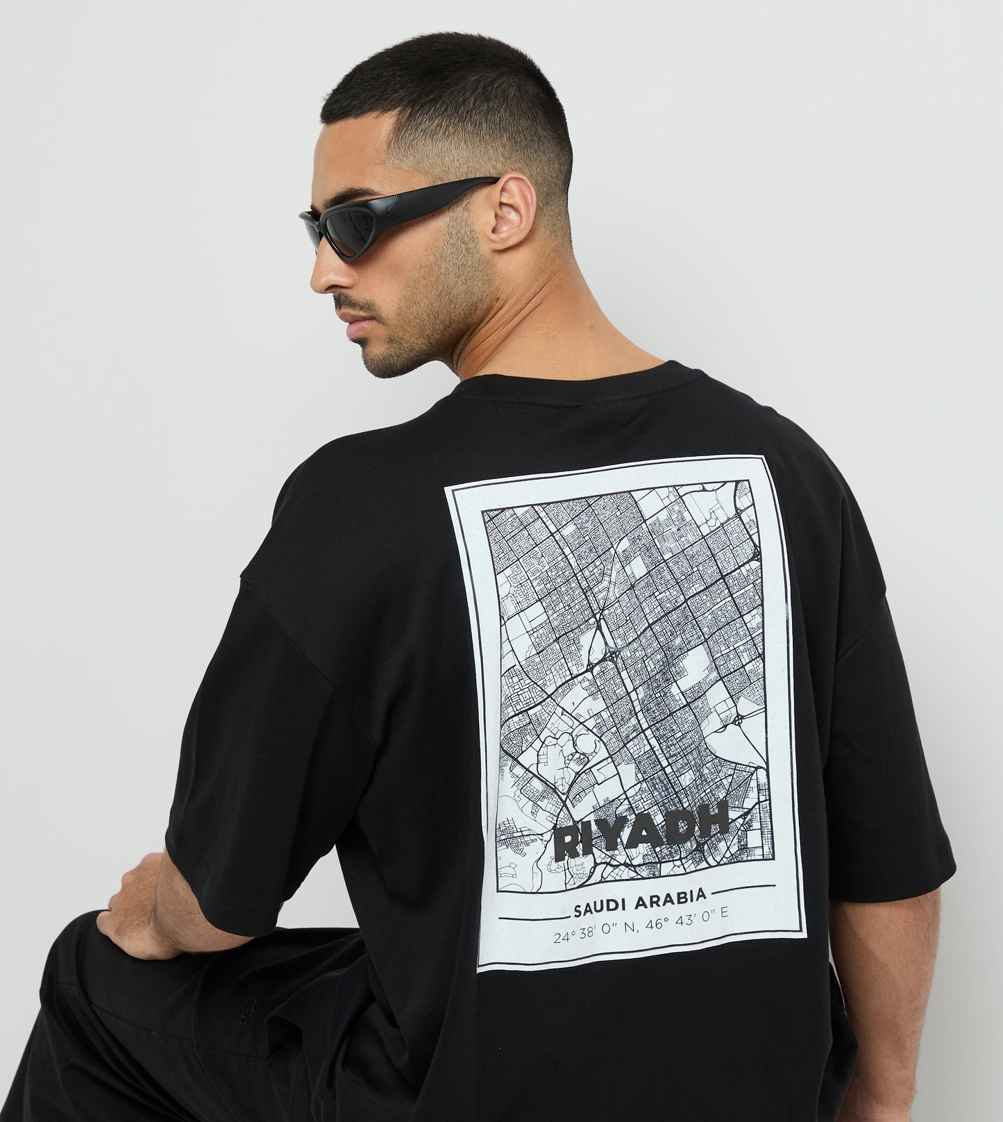 Men's F5 Oversized Riyadh Arabic Printed T-Shirt