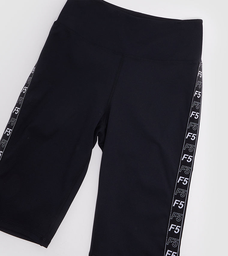 SIDE TAPE CYCLING SHORTS_BLACK