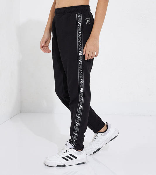 KIDS SIDE TAPE JOGGER_BLACK