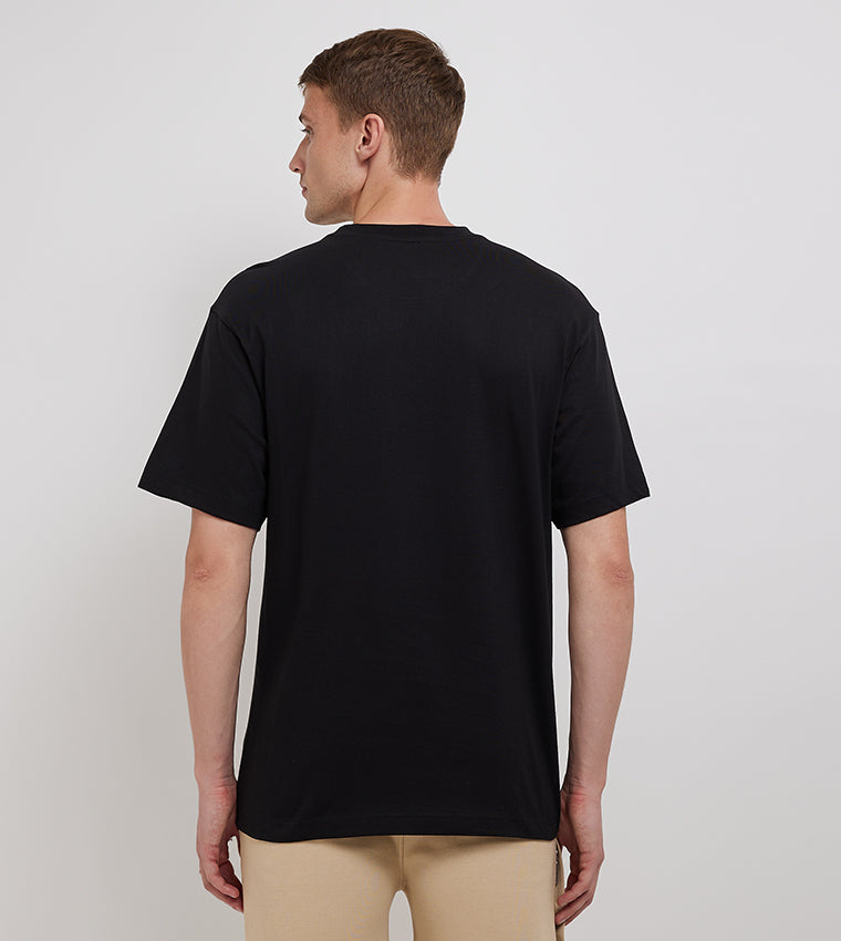 OVERSIZED SULTAN BADGE T-SHIRT_BLACK