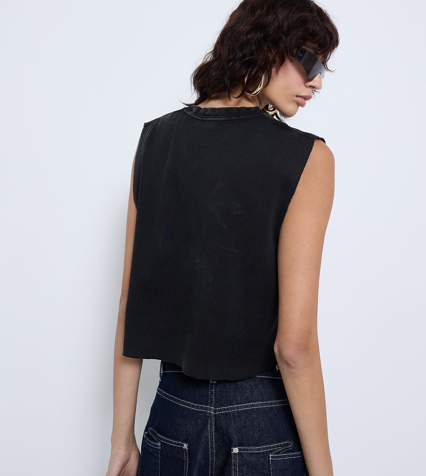 WOMEN'S VEST - BLACK