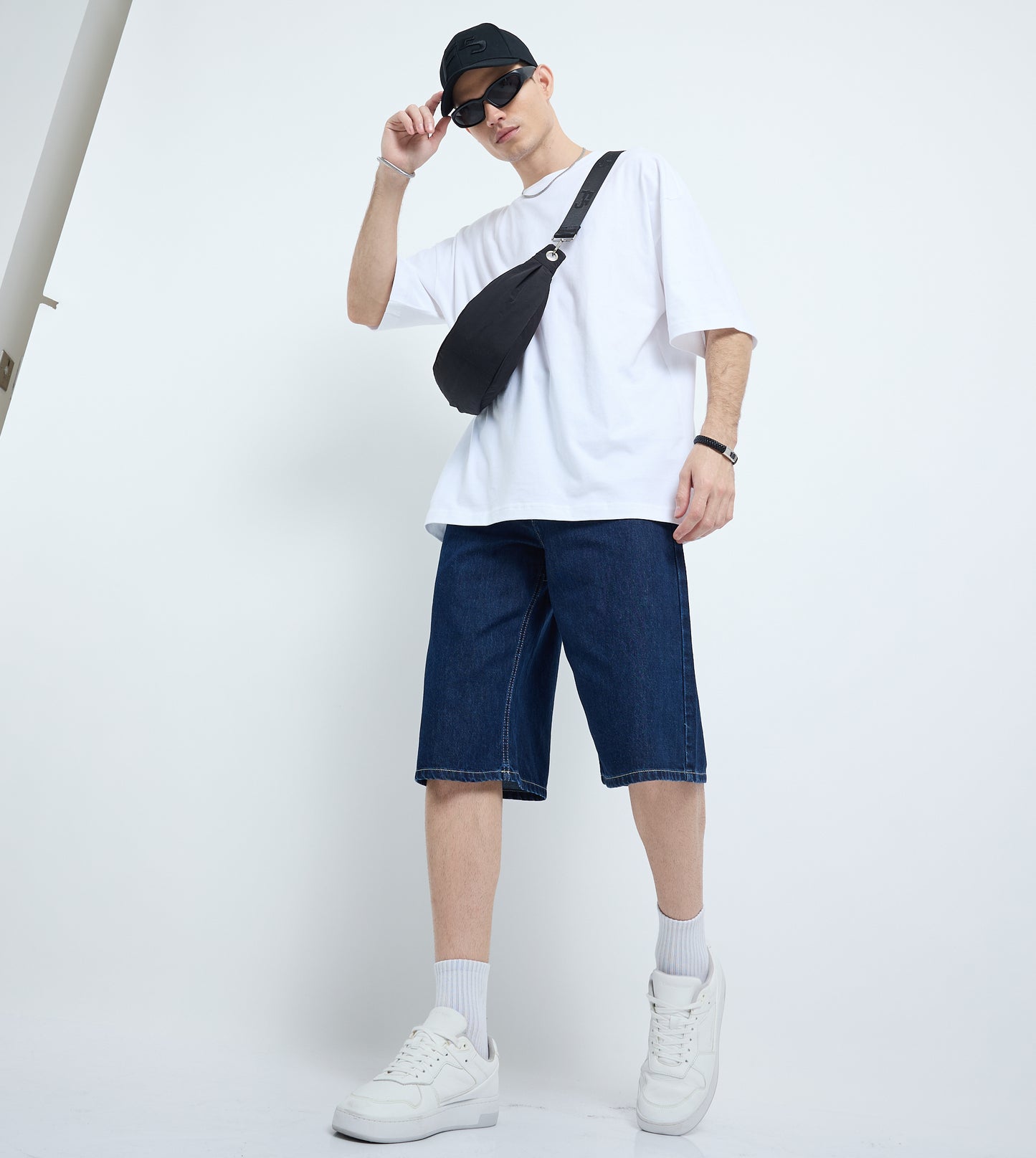 MEN'S DENIM SHORTS - BLUE