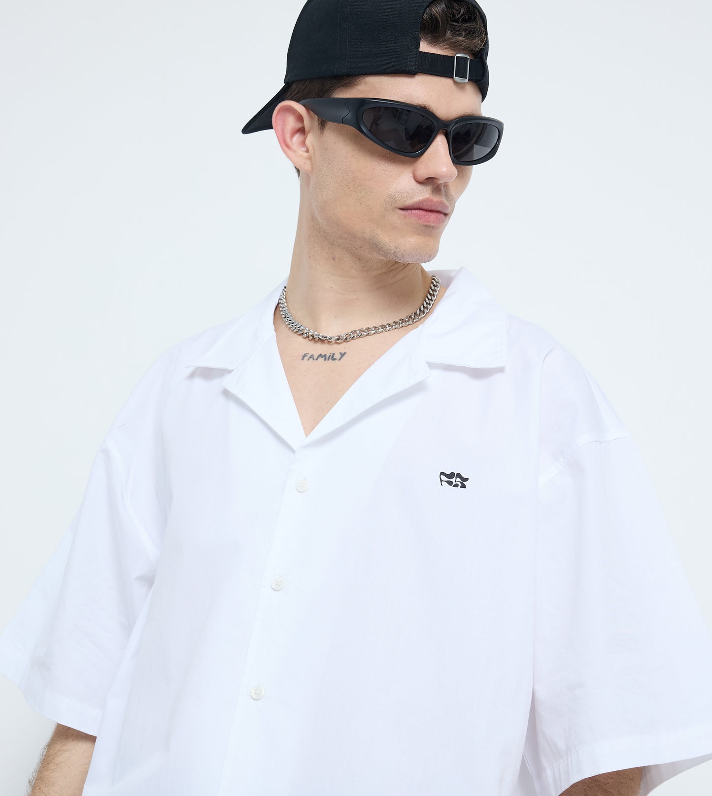MEN'S  SHORT SLEEVE SHIRT - WHITE