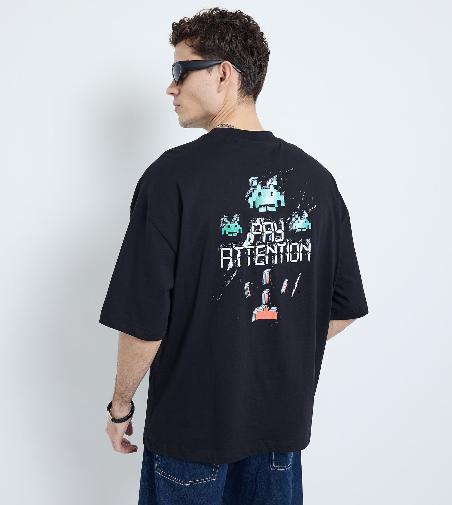 MEN'S PAY ATTENTION SHORT SLEEVE T-SHIRT