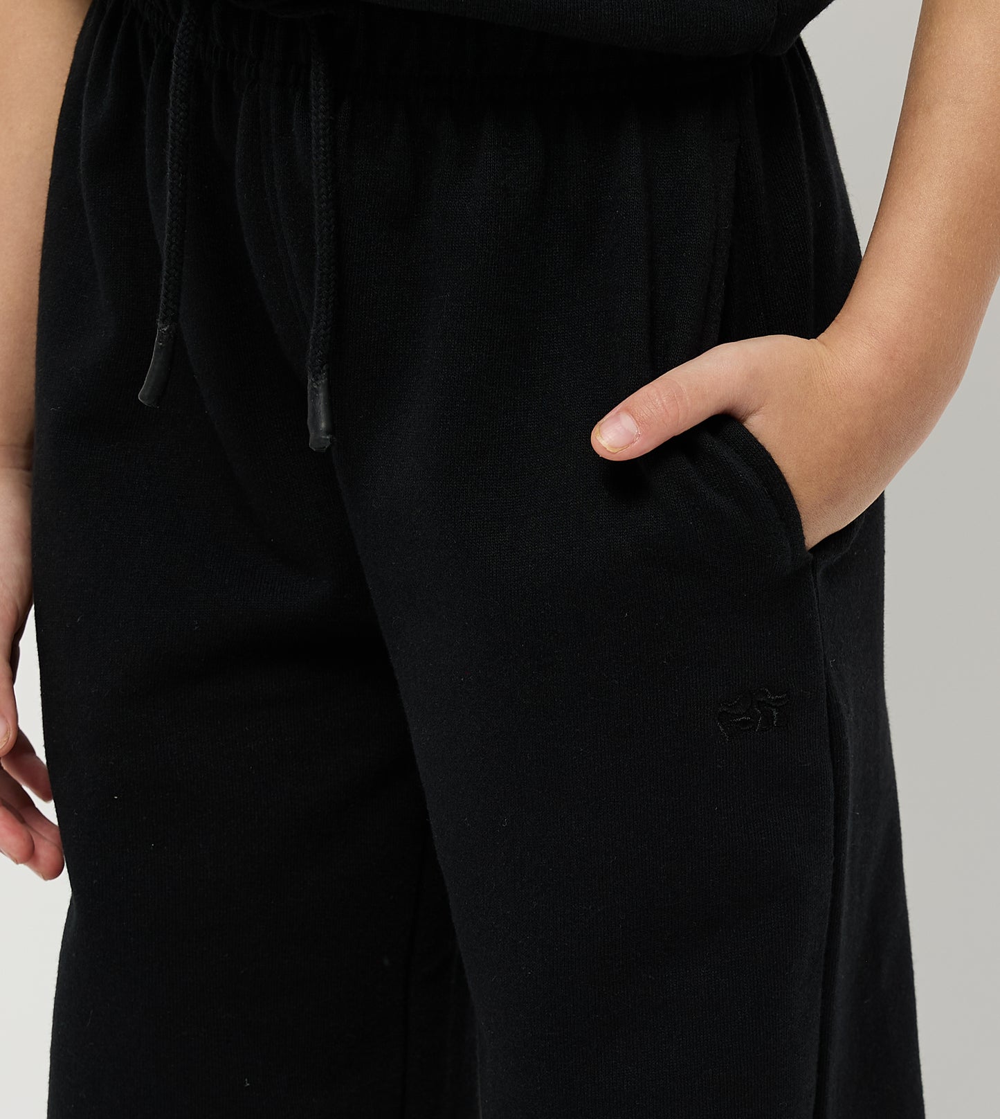 Girl's F5 Comfy Wide Leg Joggers