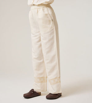 HIGH-WAIST LINEN PANTS_CREAM