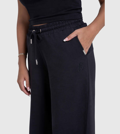 Women's Essential Wide-Leg Pants