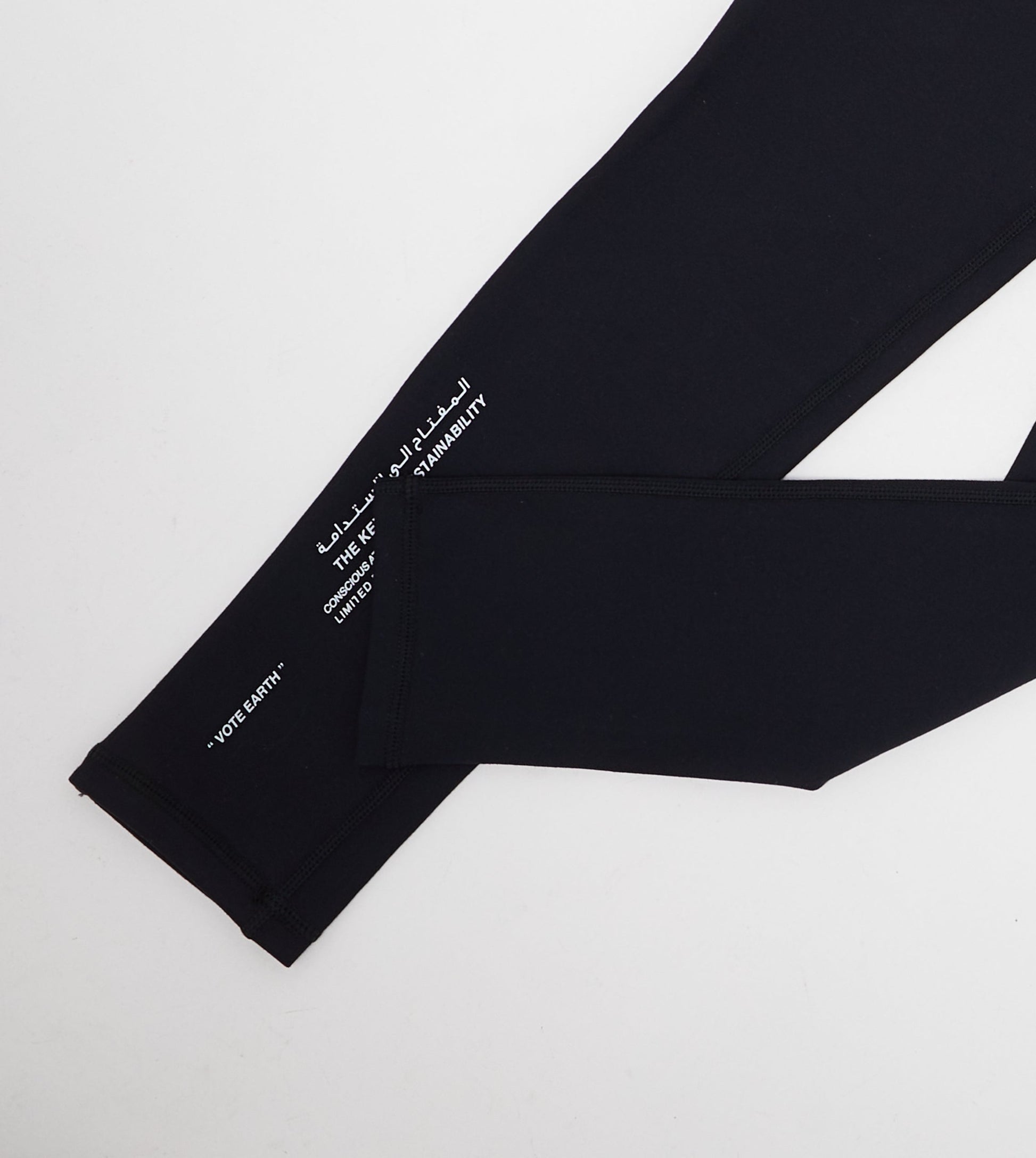 GRAPHIC LOGO LEGGINGS_BLACK