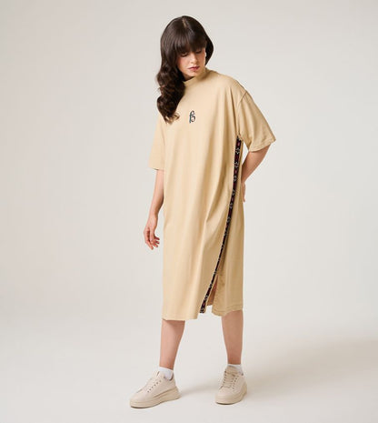 F5 TAPE T-SHIRT DRESS